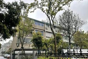 ✂️香港退钱哥剪球衣脱粉梅西：以后不再为你这条‘粉肠’花一分钱